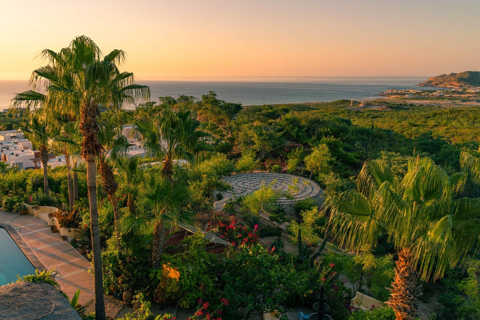 Chileno Hilltop Retreat — view 2