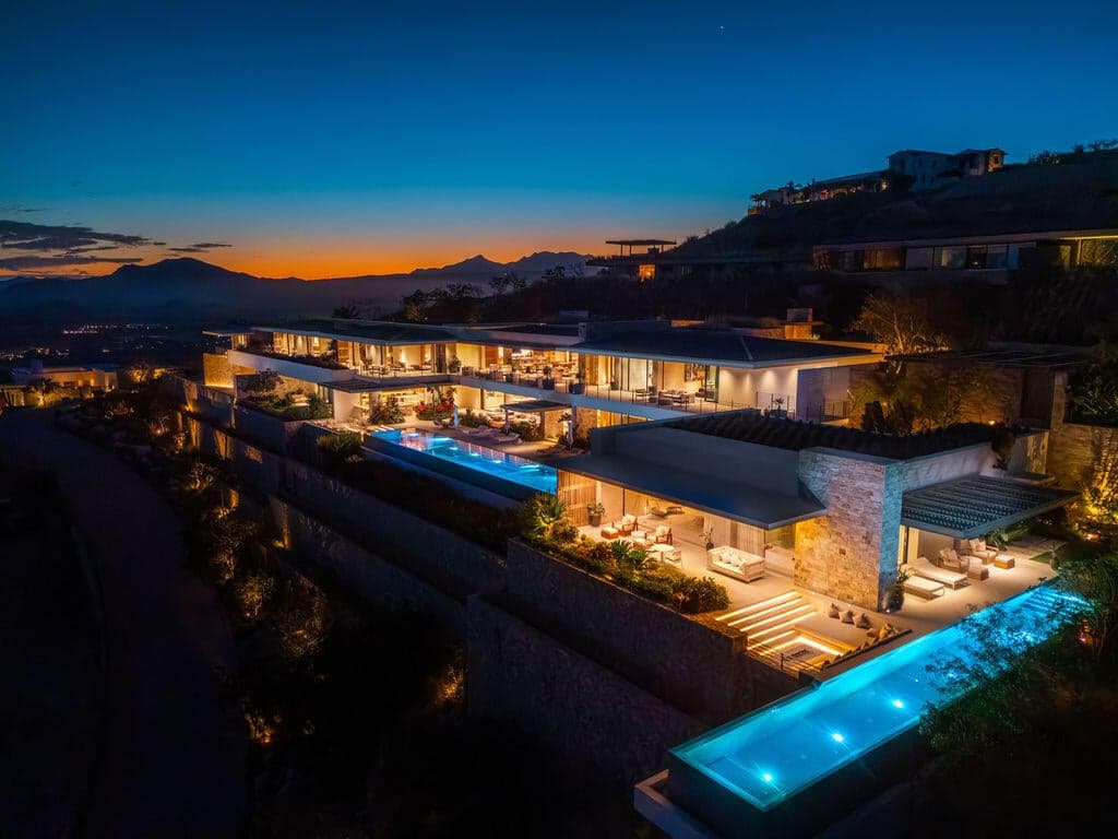 The Nivel Estate, Querencia