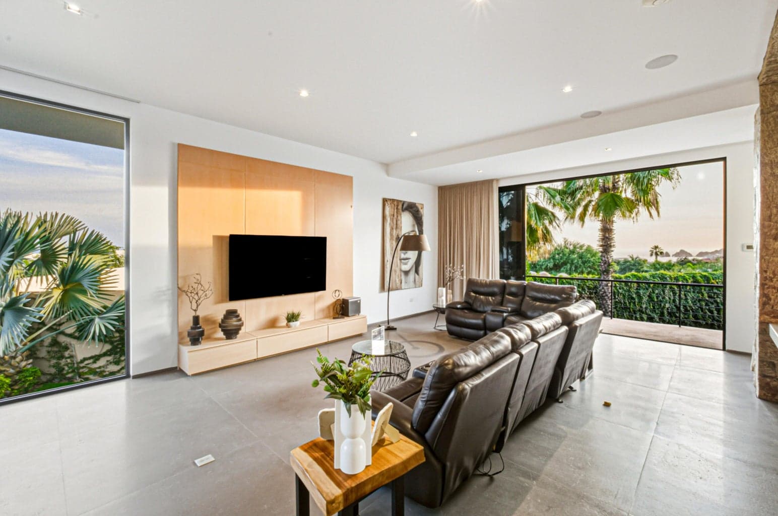 Villa 101 — Arch View — view 6