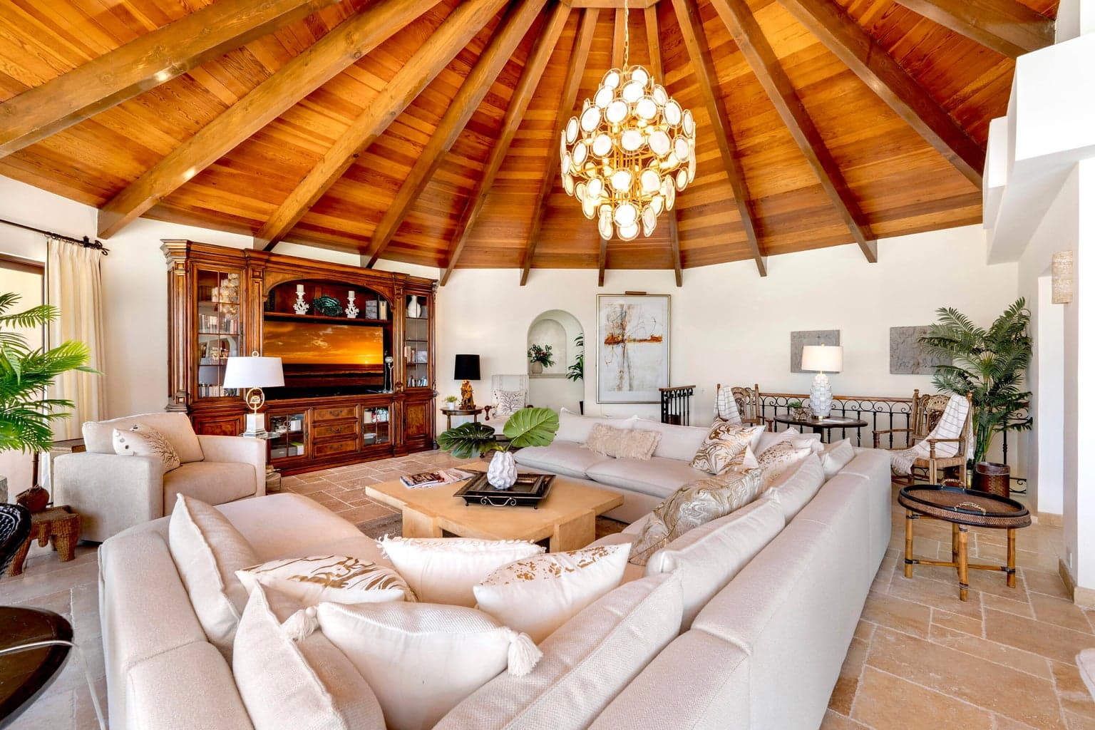 Villa Marisal — view 2