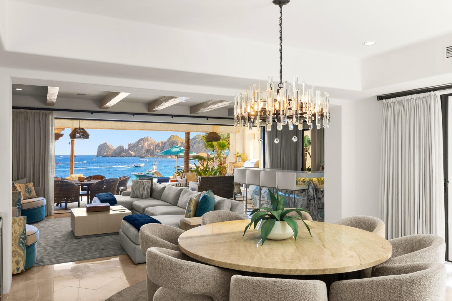 Beachfront Villa 5