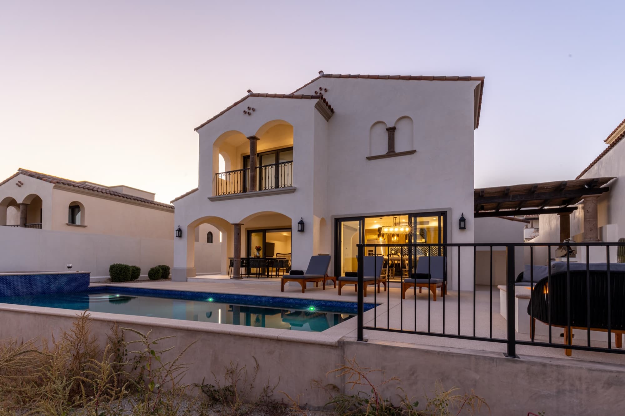 Villa 10 — view 3
